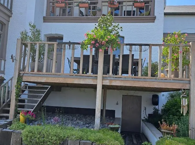 בית נופש Aux Alouettes Landelies