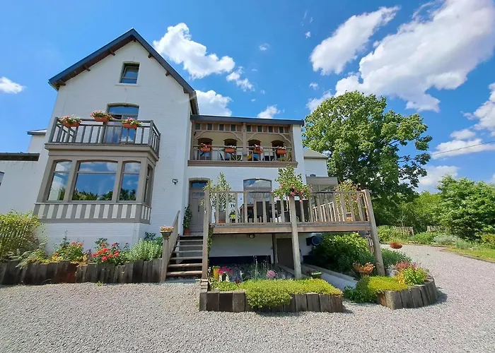 Aux Alouettes בית נופש Landelies