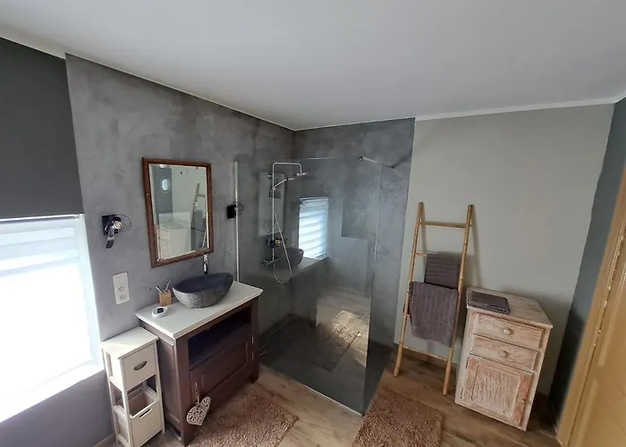 Aux Alouettes בית נופש